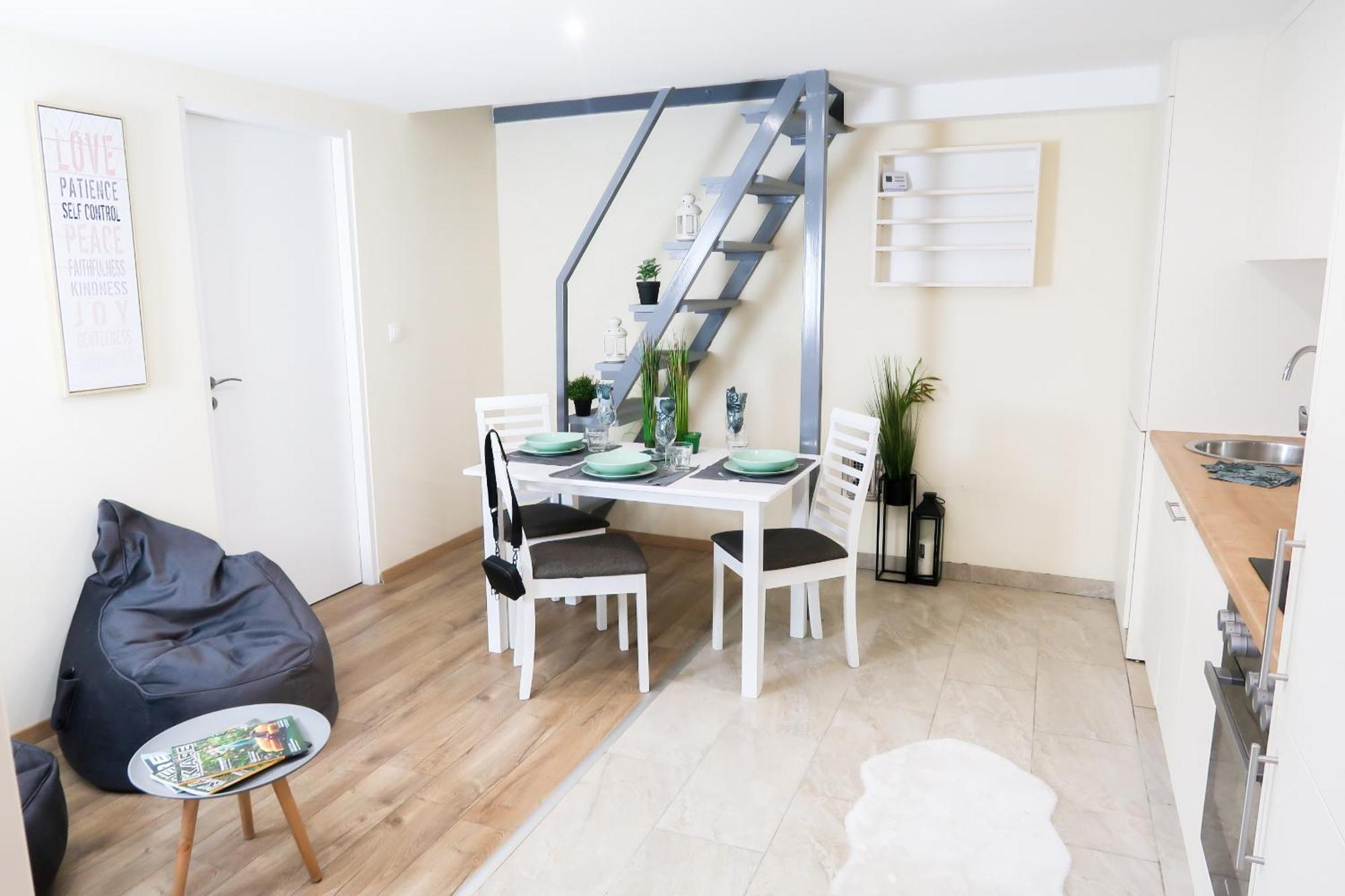 Budapest City Center, Nicely Renovated Apartment With 3 Bedrooms Экстерьер фото